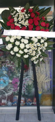 Cenaze iei cenaze iek modelleri  Ankara Ufuktepe Mahallesi yurtii iek siparii 